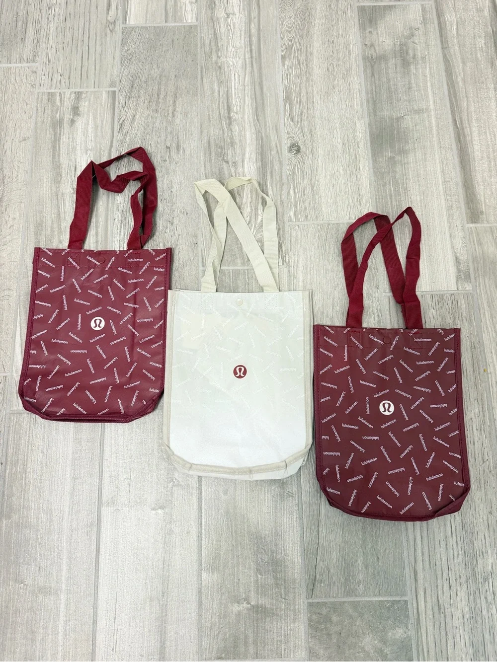 lululemon athletica Burgundy and Cream Logo Tote (3) Set